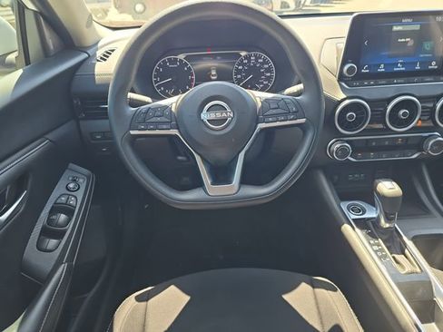 Certified 2025 Nissan Sentra SV image 13