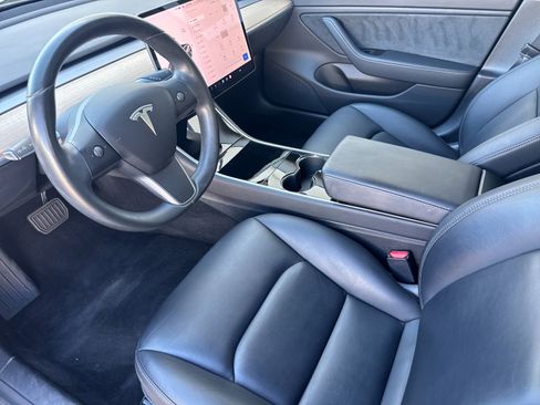 Used 2018 Tesla Model 3 Long Range image 10