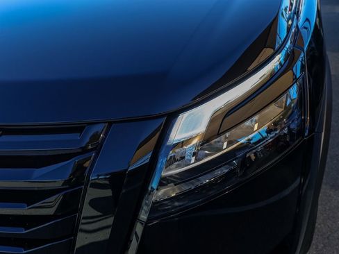 New 2025 Nissan Pathfinder SV image 10