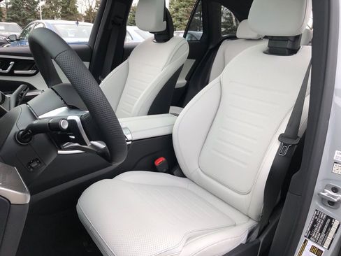 New 2026 Mercedes-Benz GLC 300 4MATIC image 32