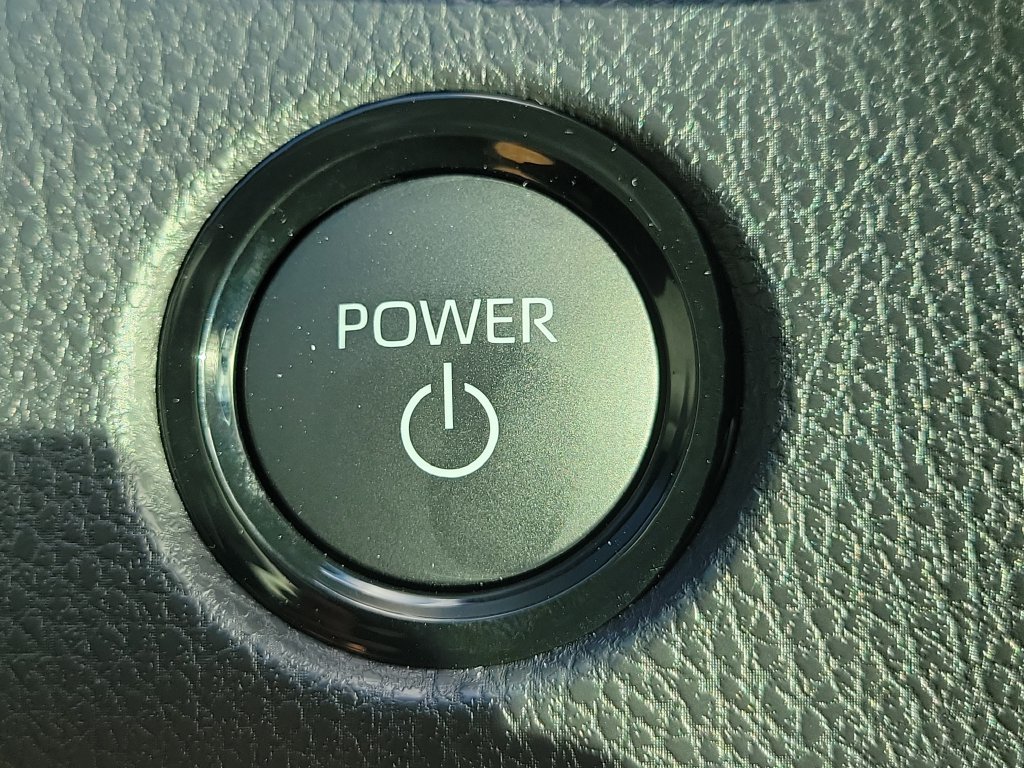 Used 2025 Toyota Camry SE w/ Multimedia Upgrade Package FWD image 29
