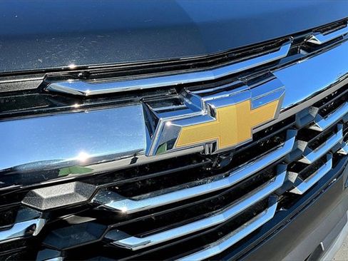 Used 2025 Chevrolet Equinox LT image 31