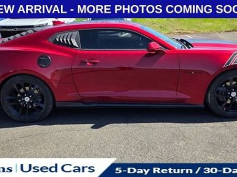 Used 2021 Chevrolet Camaro LT w/ Wild Cherry Design Package 2 image 11