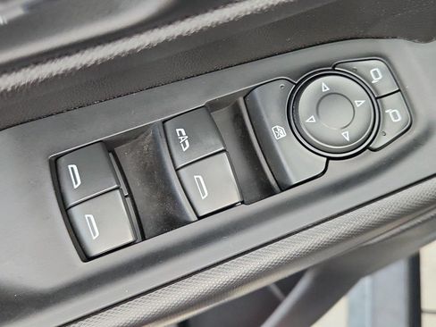 Used 2022 Chevrolet Silverado 1500 Custom RWD image 12