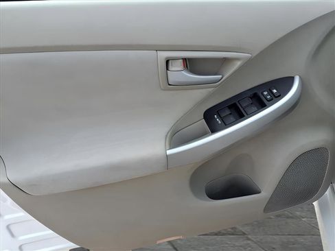 Used 2011 Toyota Prius Two image 14