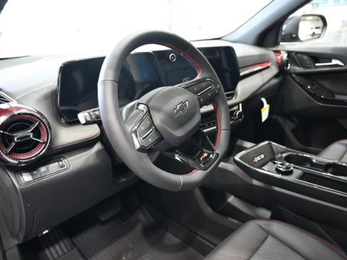 New 2026 Chevrolet Equinox RS w/ LPO, Floor Liner Package image 21