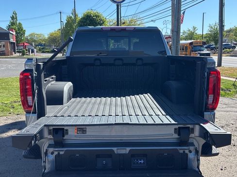 Used 2025 GMC Sierra 1500 Denali Ultimate AWD/4WD image 10