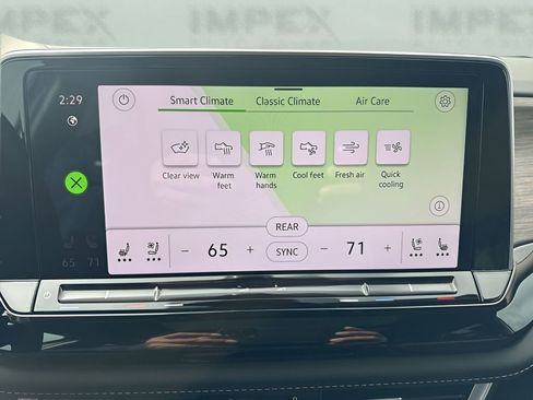 Used 2024 Volkswagen Atlas SEL Premium R-Line image 21