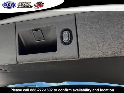 Used 2019 GMC Yukon XL Denali w/ Denali Ultimate Package AWD/4WD image 15