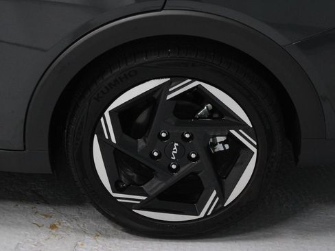 Used 2025 Kia K4 EX FWD image 15