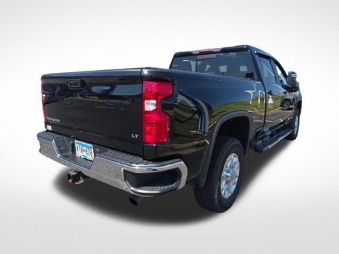 Used 2023 Chevrolet Silverado 2500 LT w/ Convenience Package AWD/4WD image 3