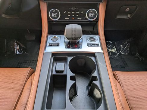 New 2026 Jaguar F-PACE R-Dynamic S image 21