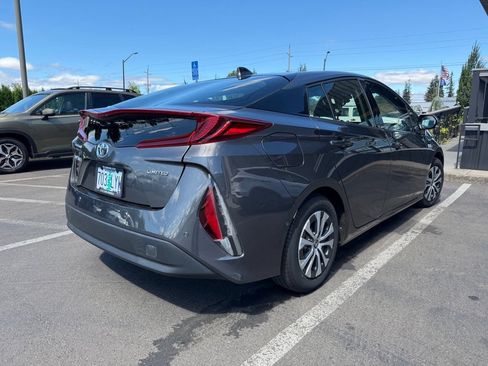 Used 2020 Toyota Prius Prime Limited FWD image 2