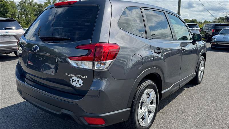 Used 2023 Subaru Forester AWD/4WD image 23