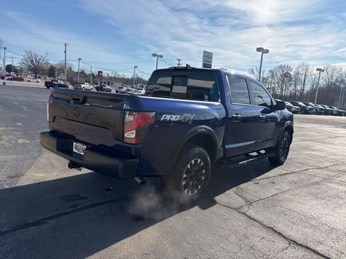 Used 2024 Nissan Titan PRO-4X w/ Off Road Protection Package image 7