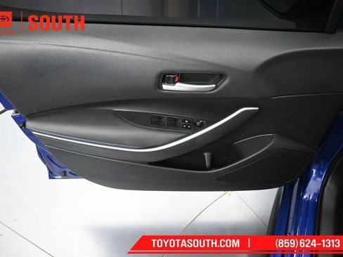 Used 2021 Toyota Corolla SE FWD image 23