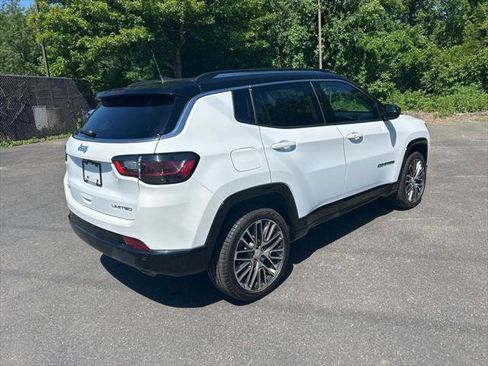 Certified 2022 Jeep Compass Limited w/ Elite Group AWD/4WD image 4