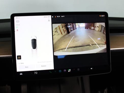 Used 2021 Tesla Model 3 Standard Range Plus RWD image 9