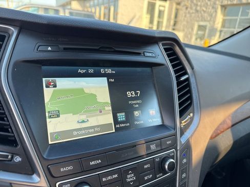 Used 2017 Hyundai Santa Fe Limited AWD/4WD image 8