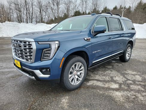 New 2026 GMC Yukon XL Denali w/ Sun & Power Step Package AWD/4WD image 1
