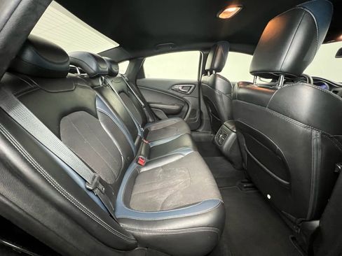 Used 2015 Chrysler 200 S w/ Navigation & Sound Group I image 8