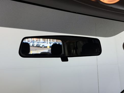 Used 2013 Dodge Grand Caravan SE image 27