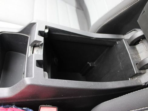 Used 2018 Ford Escape S FWD image 39