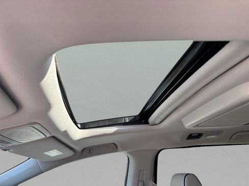 New 2026 Honda Odyssey Touring image 32