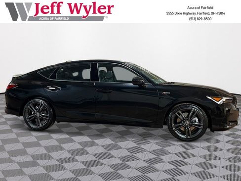 New 2025 Acura Integra A-Spec image 2