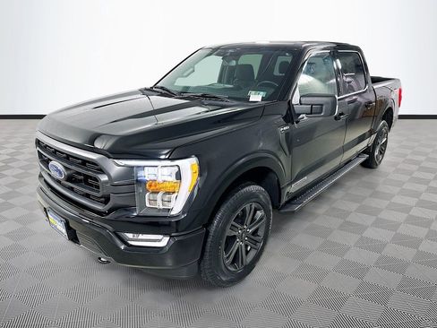 Certified 2022 Ford F150 XLT w/ Equipment Group 302A High image 3