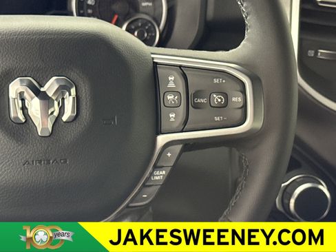 New 2026 RAM 1500 Big Horn AWD/4WD image 18
