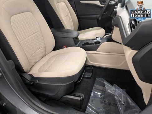 Certified 2022 Ford Escape SE image 27
