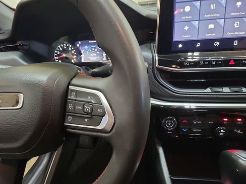 Used 2023 Jeep Compass Trailhawk image 28