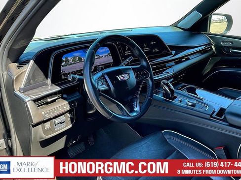 Used 2022 Cadillac Escalade ESV Sport w/ Touring Package AWD/4WD image 17