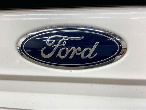 Used 2021 Ford F350 Lariat w/ Lariat Ultimate Package image 11