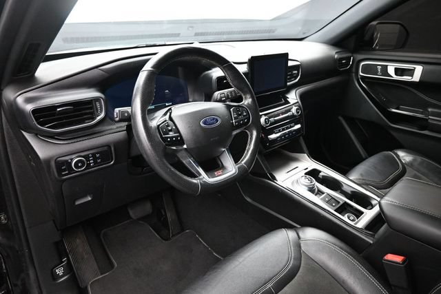 Used 2023 Ford Explorer ST w/ ST Street Pack AWD/4WD image 15
