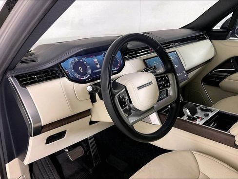 Used 2023 Land Rover Range Rover SE AWD/4WD image 14