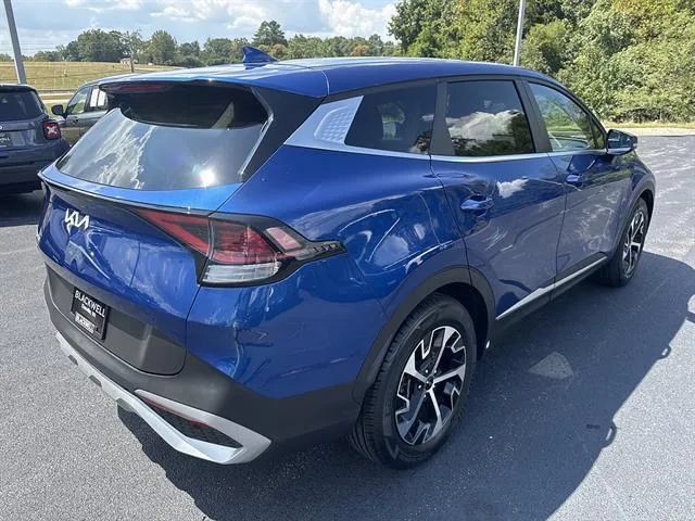 Certified 2023 Kia Sportage EX FWD image 7
