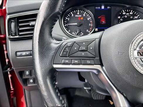 Used 2022 Nissan Rogue Sport SL FWD image 10