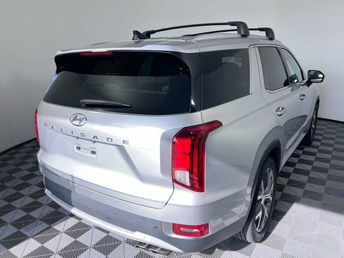 Used 2022 Hyundai Palisade SEL w/ 8P Bench Seat Package FWD image 3