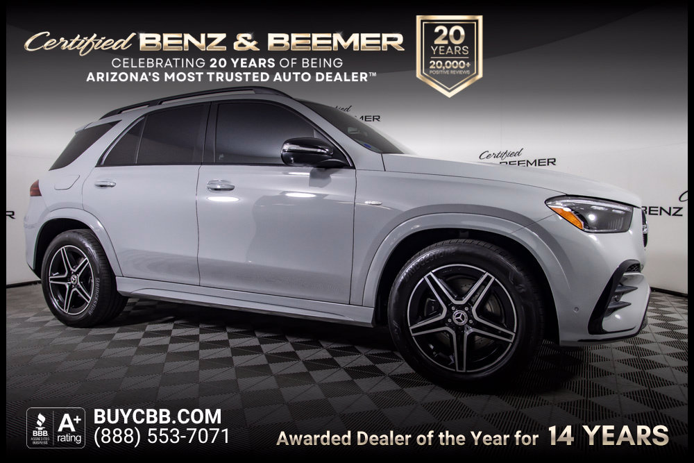 Used 2025 Mercedes-Benz GLE 450e 4MATIC w/ AMG Line Exterior image 1
