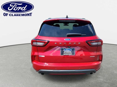 Used 2024 Ford Escape ST-Line w/ Tech Pack #1 AWD/4WD image 17