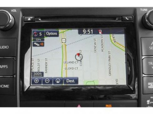 Used 2015 Toyota Camry SE image 21