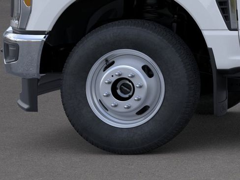 New 2026 Ford F350 XL AWD/4WD image 19