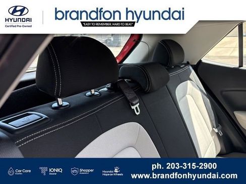 Used 2022 Hyundai Venue SEL FWD image 26