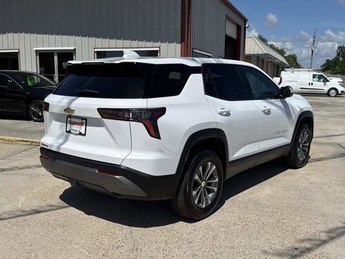 Used 2025 Chevrolet Equinox LT image 7