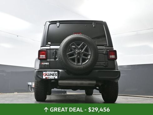 Used 2025 Jeep Wrangler Unlimited Sport AWD/4WD image 57