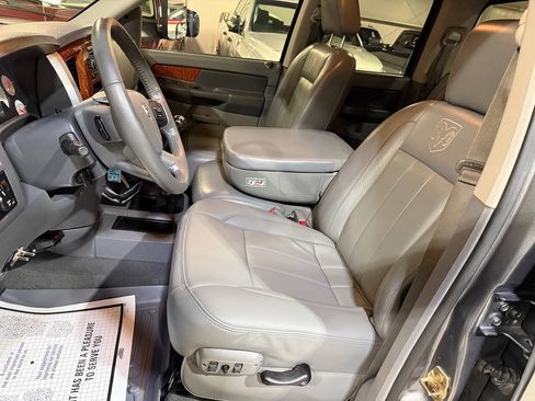 Used 2006 Dodge Ram 3500 Truck Laramie AWD/4WD image 7