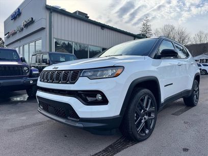 Used 2026 Jeep Compass Limited w/ Sun, Sound & Navigation Group