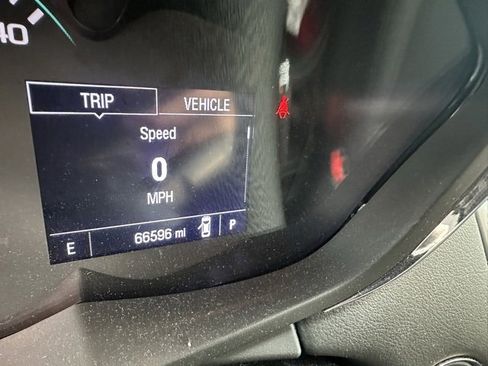 Used 2020 Chevrolet Trax LT w/ LT Convenience Package image 13